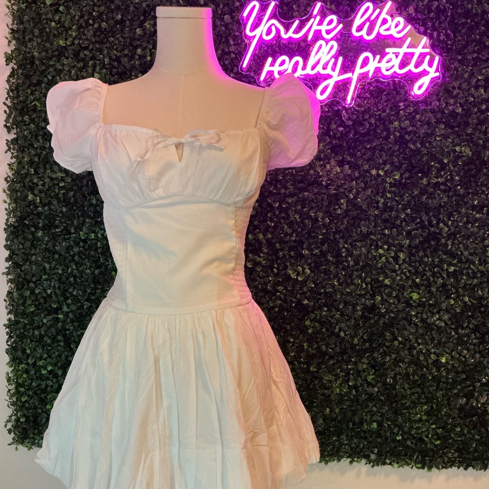 Hollister White Puff Sleeve Dress